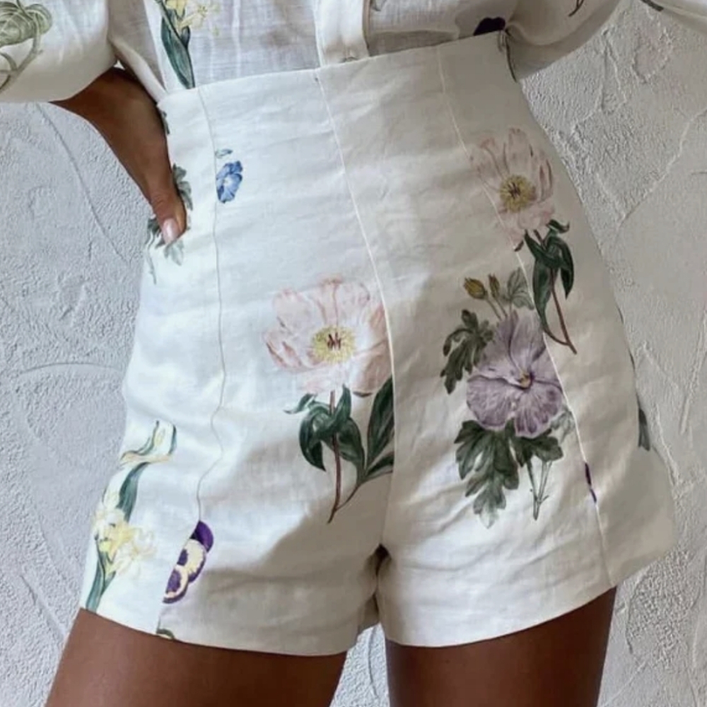 Women's Floral Linen Shorts, Size M